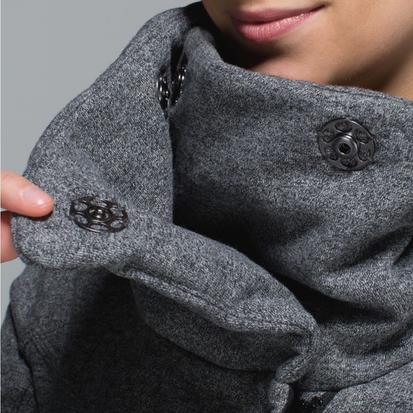 Luulemon Karmacollected Jacket
Weathered Speckled Black. 
Size 2. 
Flawless. - Picture 5 of 11